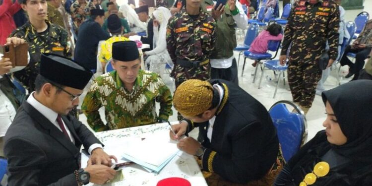 Wamenag Berpesan Kepada Pasangan Baru untuk Wujudkan Keluarga Harmonis