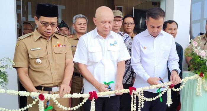 Menkop UKM Resmikan PLUT Kabupaten Bandung