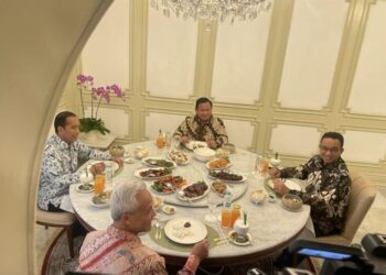 Jokowi Makan Siang dengan Tiga Bakal Capres di Istana Merdeka Jakarta