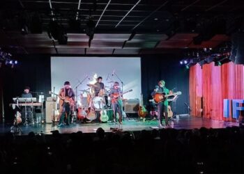 Abaikan Setlist, G-Pluck Mainkan Deretan Hit Rekues Fans The Beatles