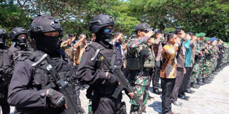 TNI-Polri Amankan Kedatangan Jokowi di MotoGP Mandalika