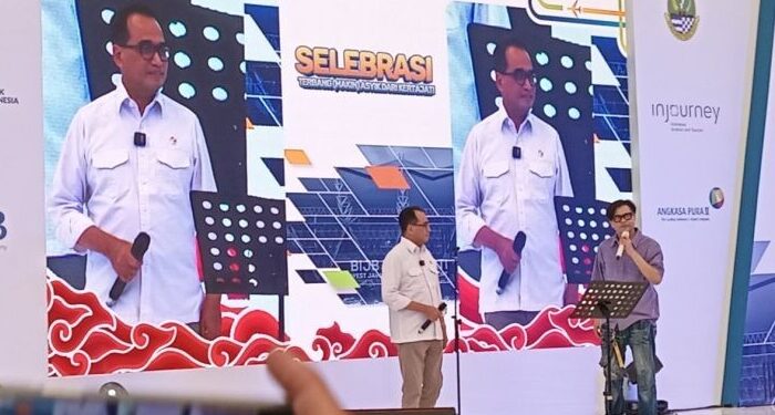 Penerbangan Komersil Perdana di BIJB Kertajati Berjalan Lancar