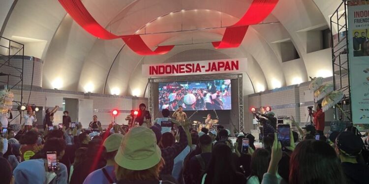 Tumpah Ruah Penonton Dalam Festival Indonesia-Jepang