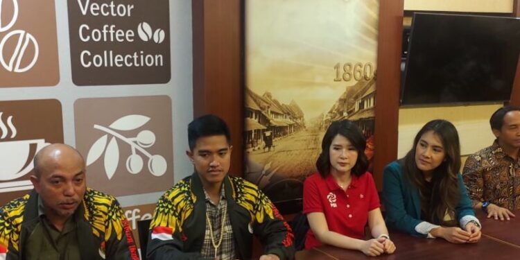 Serap Aspirasi, Kaesang Temui Relawan Timur Indonesia Bersatu