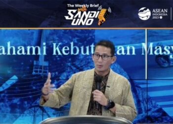 Menteri Pariwisata dan Ekonomi Kreatif (Menparekraf) Sandiaga Salahuddin Uno dalam sesi diskusi "The Weekly Brief with Sandi Uno" yang dipantau secara daring pada Senin (2/10/2023).