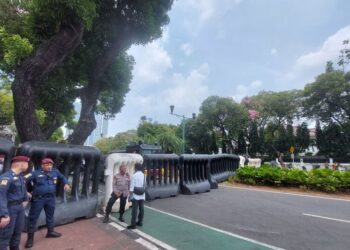 Jelang Penetapan Capres-Cawapres, Polisi Tutup Jalan Depan Gedung KPU