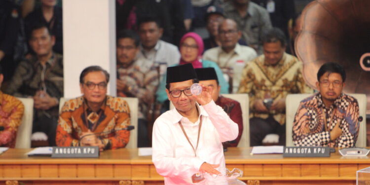 Pantun Mahfud Janjikan Dukungan Indonesia kepada Palestina