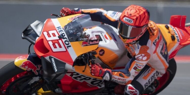 Marquez Merasa Emosional saat Raih Podium Sprint di Valencia
