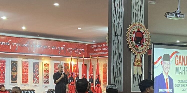 Ganjar Pranowo Ingin Mendata Petani Jika Terpilih Jadi Presiden