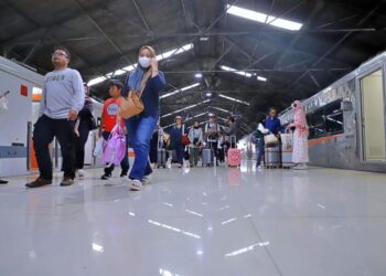 KAI Sebut Tiket KA Periode Libur Natal 2023 Masih Tersedia