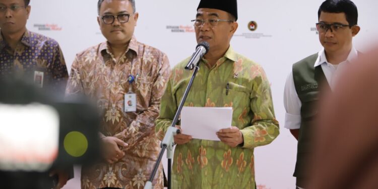 Menko PMK Targetkan Vaksinasi Rabies di NTT Capai 70 Persen