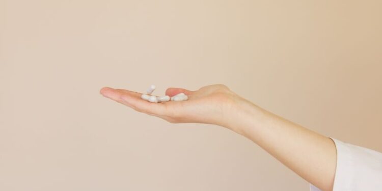 Dokter Imbau Konsumsi Antibiotik Sesuai Dosis Agar Bakteri Tidak Kebal