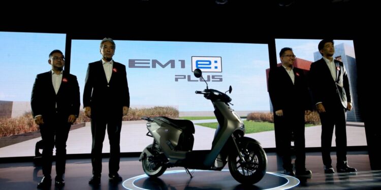 AHM Umumkan Harga Honda EM1 e: dan EM1 e: PLUS