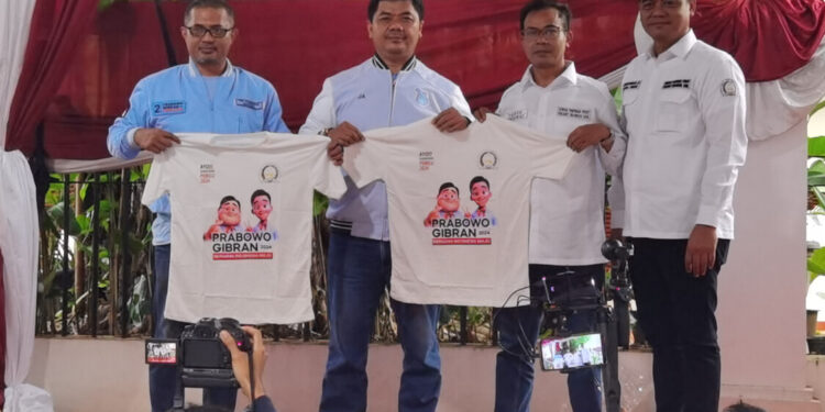 Prabowo-Gibran Terima Dukungan Dari Penjahit Indonesia Raya
