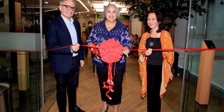 Kunjungan Manajemen Prudential Indonesia di Customer Care Walk-in Center Prudential