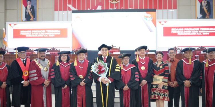 Dave Laksono Berhasil Meraih Gelar Doktor Ilmu Pertahanan Universitas Pertahanan