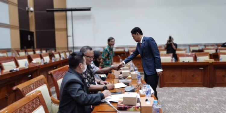 Komisi III DPR Didesak untuk Memberikan Perlindungan Hukum pada PT. Tri Bakti Sarimas Terkait Kasus Status Tersangka