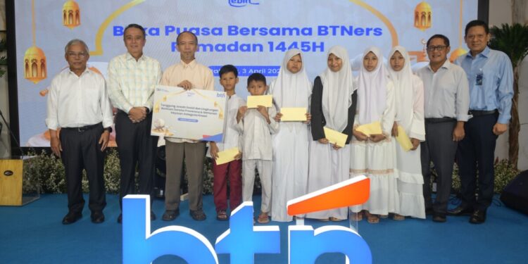 BTN Salurkan Bantuan Bagi Anak Yatim