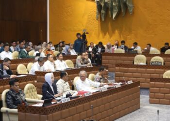 Komisi V DPR Rapat Kerja dengan Menteri Perhubungan dan Menteri PUPR Bahas Persiapan Mudik 2024