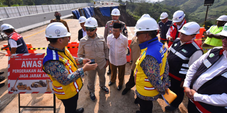 DPR Desak Percepatan Perbaikan Tol Bocimi Pasca Longsor April 2024