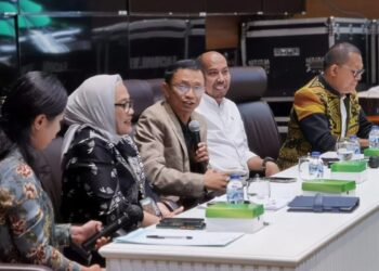 Diskusi Dialektika Demokrasi: BPJS Kesehatan dengan KRIS, Permudah Layanan atau Jadi Beban?