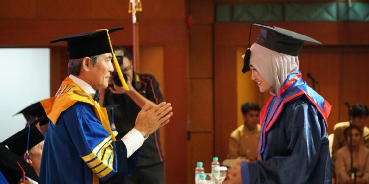 Wisuda ITPLN ke-44: Lulusan Siap Majukan Sektor Energi Terbarukan dan Kelistrikan