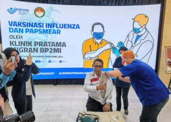 Jaga Kesehatan Para Pegawai, BP2MI Lakukan Vaksinasi Influenza dan Pap Smear