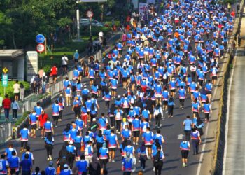 Lautan Pelari Penuhi Kawasan Sudirman Thamrin dalam Ajang BTN JAKIM 2024