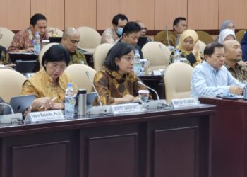 Rapat Kerja Komite IV DPD Bahas Harmonisasi Kebijakan Pusat dan Daerah untuk Penguatan Ekonomi Nasional
