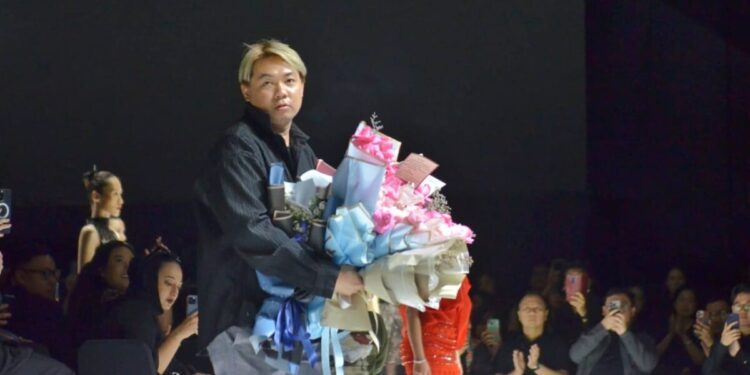 Ernesto Abram Mempersembahkan Koleksi Terbaru “Spirit of Revival” di JF3 Fashion Festival