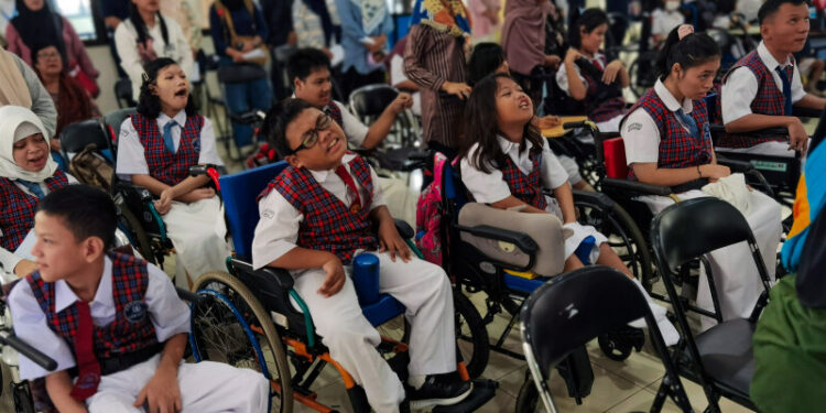 Antusiasme dan Kegembiraan: Siswa Difabel Sambut MPLS di SLB YPAC Jakarta