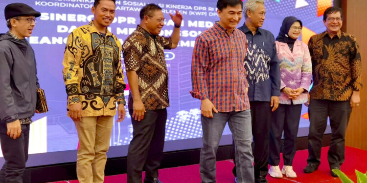 Media dan Elektabilitas: Peran Media dalam Meningkatkan Kesukaan Publik terhadap DPR