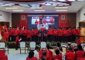 Susunan Pengurus Baru DPP PDIP: Ganjar Pranowo dan Ahok Resmi Dilantik