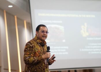 Denny JA: Penyair di Payakumbuh Bebas Menyatakan Pendapat. Tapi Keliru mencampuradukkan Puisi Esai dengan Satupena