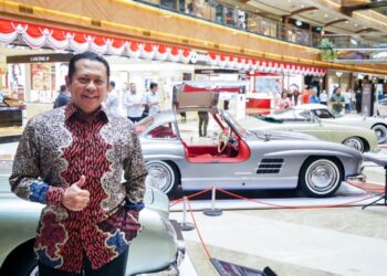 Buka Pameran Mobil Klasik Legendaris ‘Tuksedo Studio’, Bamsoet Miliki Mobil Ikonik Bernilai Seni Tinggi