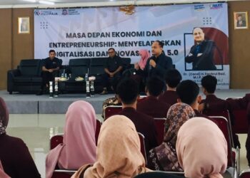 Fachrul Razi Bakar Semangat Ratusan Mahasiswa Politeknik Kutaraja Banda Aceh