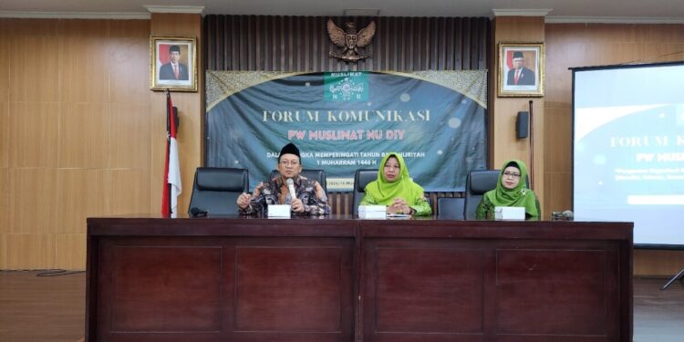 Gus Hilmy Dorong Muslimat NU Sebagai Organisasi Perempuan Profesional