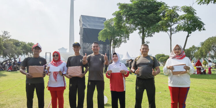 Kodim 0501/JP Gelar Lomba Tradisional untuk Peringati HUT RI ke-79 di Silang Monas