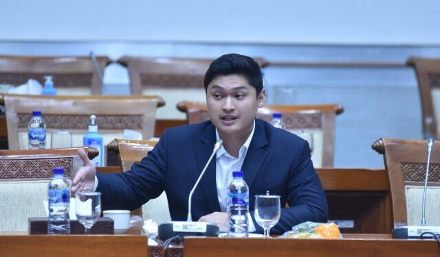 Komisi I DPR RI Siap Bahas Usulan Pembentukan TNI Angkatan Siber