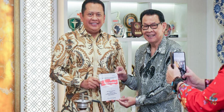 Bamsoet Dukung Peluncuran Buku ‘Panca Pedoman Bernegara, Berbangsa, Bermasyarakat’ oleh Batara Hutagalung