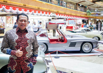 Bamsoet Apresiasi Pameran Mobil Klasik Karya Anak Bangsa di “Legendary Automobile Showcase”
