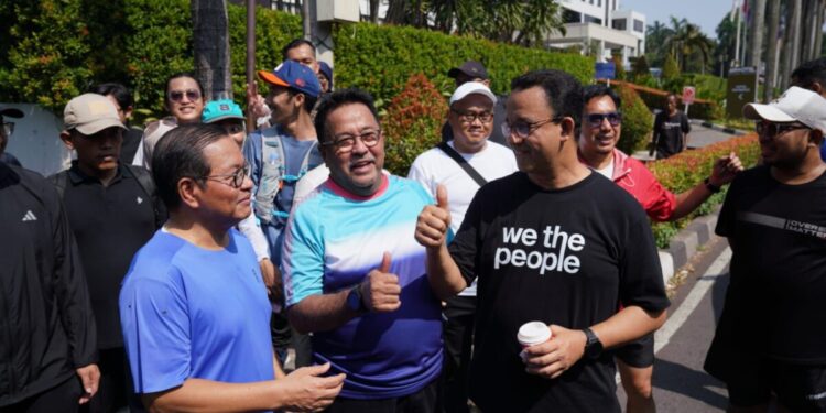 Pertemuan Tak Sengaja di CFD: Pramono Anung dan Rano Karno Puji Kinerja Anies Baswedan