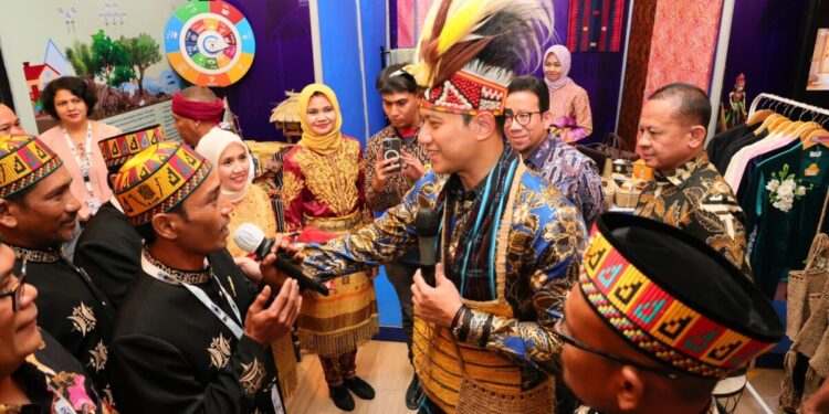 Ekshibisi Tanah Ulayat