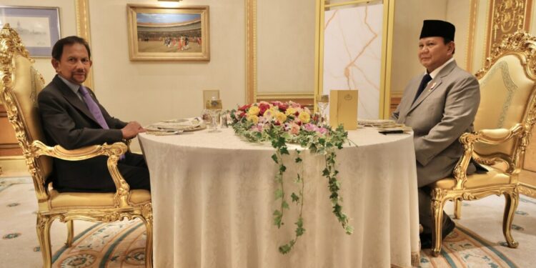 Temui Sultan Hassanal Bolkiah, Prabowo Undang Perwira Brunei Darussalam Belajar di Universitas Pertahanan