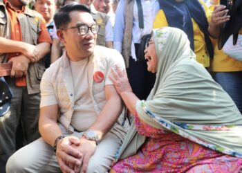 Hari Kedua Kampanye, Ridwan Kamil Blusukan dan Sapa Warga Pancoran