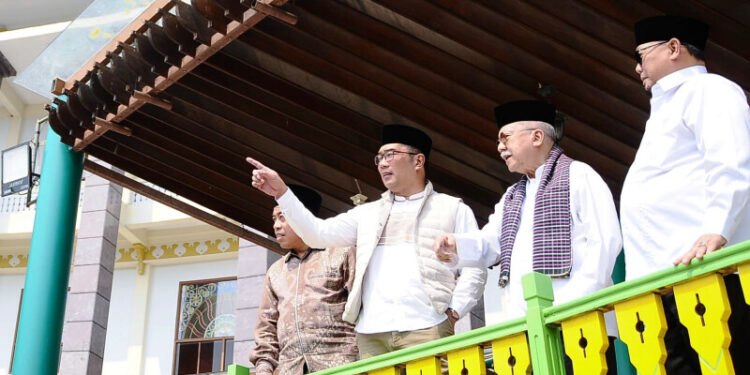 Ridwan Kamil Dapat julukan Komandan Kerak Telor