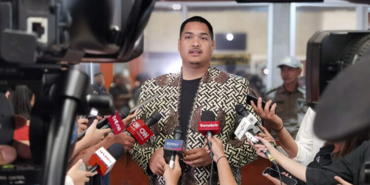 Menpora Dito Ariotedjo Menghadiri Rapat Kerja Dengan Komisi X DPR RI