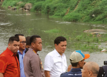 Komisi III DPR RI Blusukan ke Kali Bekasi: Investigasi Transparan Penemuan Tujuh Jenazah