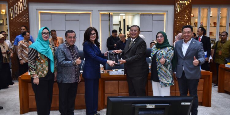 Felly Estelita Runtuwene Resmi Pimpin Komisi IX DPR RI, Fokus pada Kesehatan dan Ketenagakerjaan