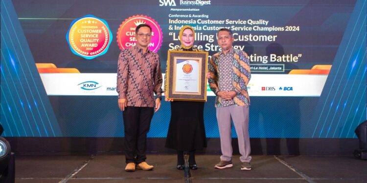 Konsisten Menajaga Pelayanan Kepada Nasabah, bank bjb Raih Penghargaan Indonesia Customer Service Quality Award 2024